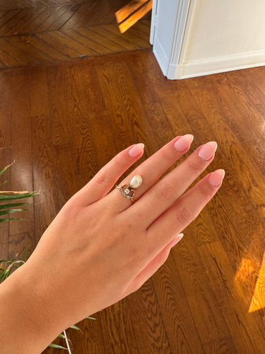 Bague or, perle et diamants