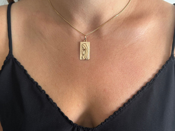 Pendentif Médaille de la Vierge Marie en or rose 58 Facettes