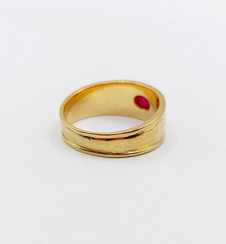 Bague jonc vintage Art Déco or jaune, cabochon de rubis 58 Facettes A06209