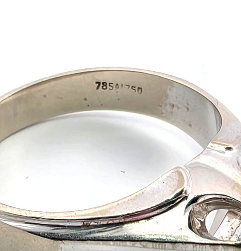 Bague en or blanc avec diamants