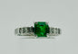 Bague 54 Bague en or blanc avec émeraudes et diamants 58 Facettes 50301