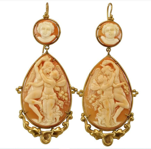 Boucles d'oreilles Boucles d'oreilles en or avec camées antiques 58 Facettes 7654
