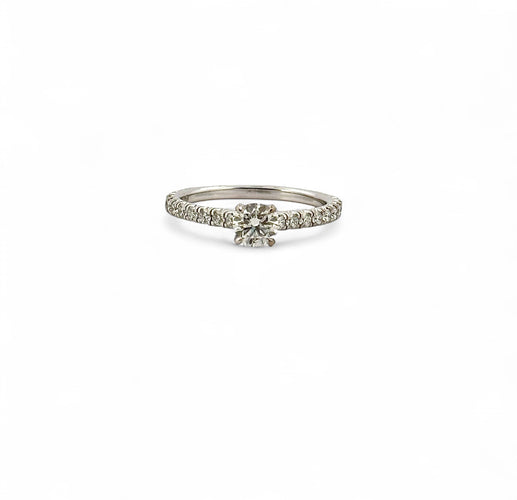 Bague 53 Solitaire Cartier en diamants sur monture en platine 58 Facettes