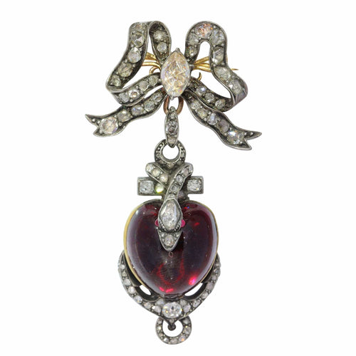 Pendentif Amour symbolique : pendentif en forme de cœur en grenat victorien avec nœud incrusté de diamants 58 Facettes 16196-0110
