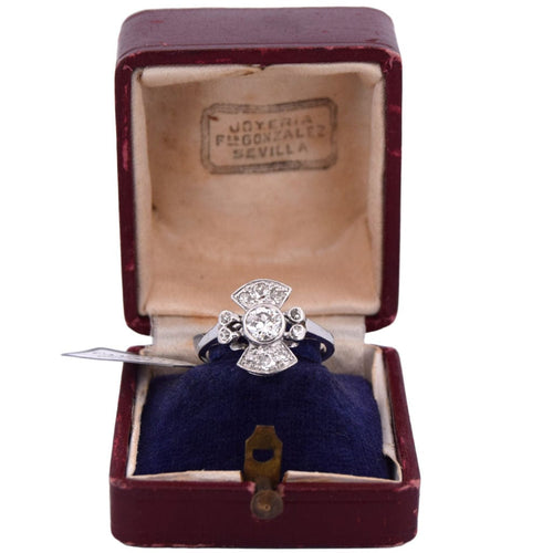 Bague 56 BAGUE EN OR BLANC AVEC DIAMANTS 58 Facettes