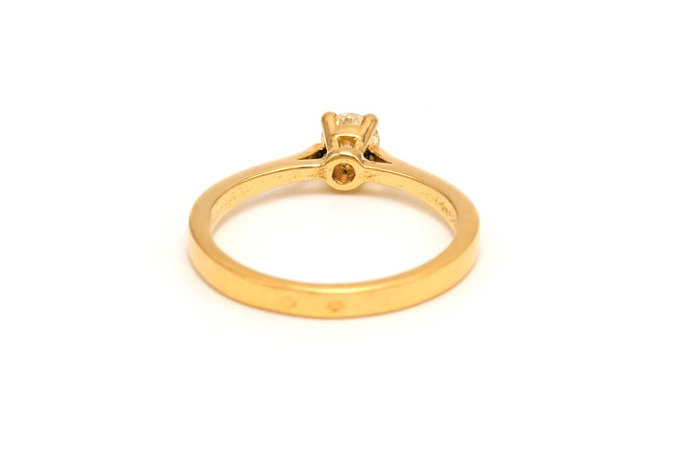 Bague 52 Solitaire en or jaune serti d'un diamant 58 Facettes 19410