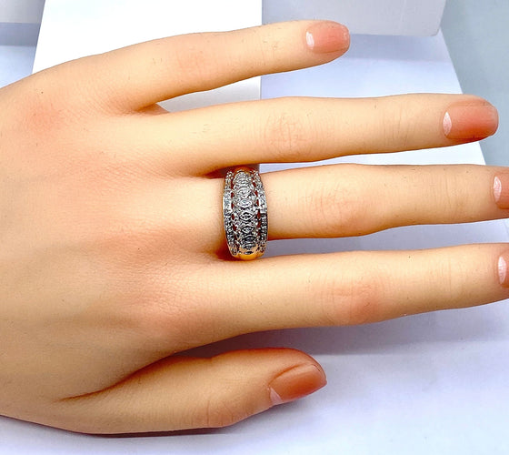 Bague jonc en or jaune et diamants