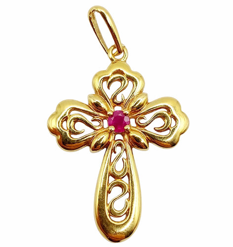 Pendentif Pendentif croix vintage or jaune finement travaillée ornée d'un rubis 58 Facettes A04922