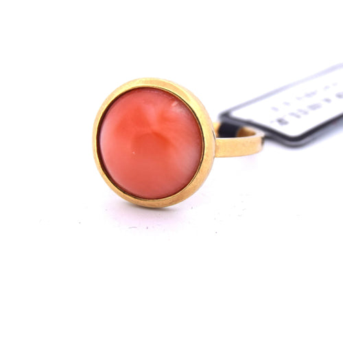 Bague 48 Bague corail en or jaune des années 1980 58 Facettes