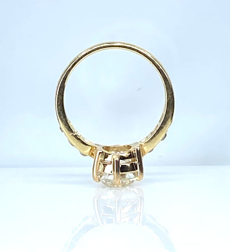 Bague 53 Bague solitaire en or jaune orné d’un diamant 2,67 carats 58 Facettes AB547