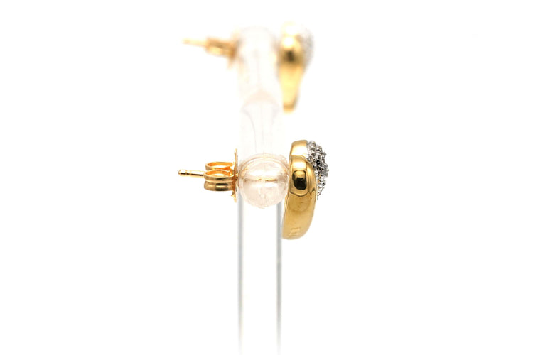 Boucles d'oreilles Boucles d'oreilles contemporaines en or jaune et blanc, diamants taille brillant (+-0.03ct) 58 Facettes 22889