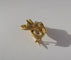 Broche Broche ancienne quadrilobée en or jaune 18 carats et diamant 58 Facettes