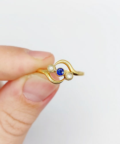 Bague 60 Bague antique pierre bleue et perles en or 18k 58 Facettes A06502