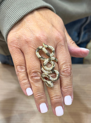 Bague serpent en or 18 carats et diamants