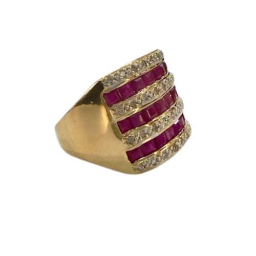 Bague SORTIJA DE DISEÑO CONTEMRPORÁNEO SIGLO XX de ORO 18 kts con DIAMANTES y RUBI 58 Facettes Q252B