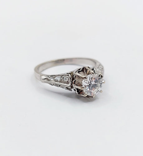 Bague 47 Bague solitaire Art Déco or blanc, platine et diamant 0,55 carat (circa 1930) 58 Facettes A00256