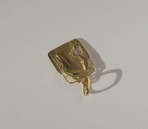 Pendentif Médaille Art Déco or jaune Vierge Marie Vitrail 58 Facettes