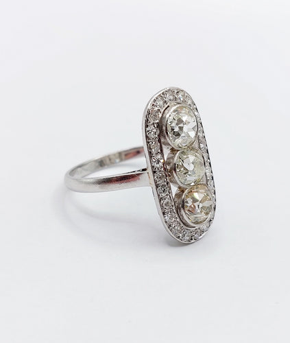 Bague 54.5 Bague marquise art deco Platine 2,25 carats diamant taille ancienne (circa 1910) 58 Facettes A06120