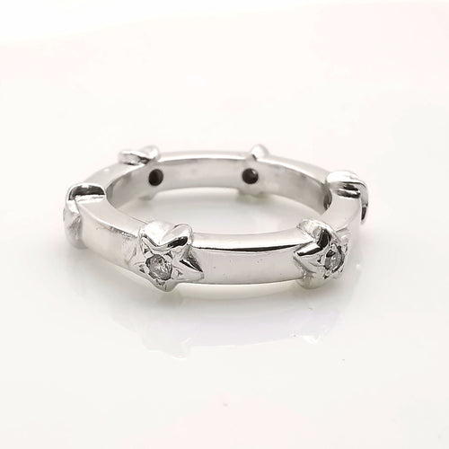 Bague 52 Bague or blanc diamants 58 Facettes