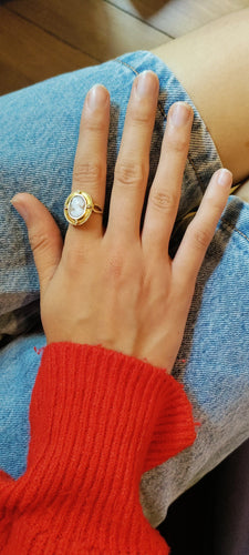 Bague 55 Bague ancienne camée coquille sur or jaune 58 Facettes 590