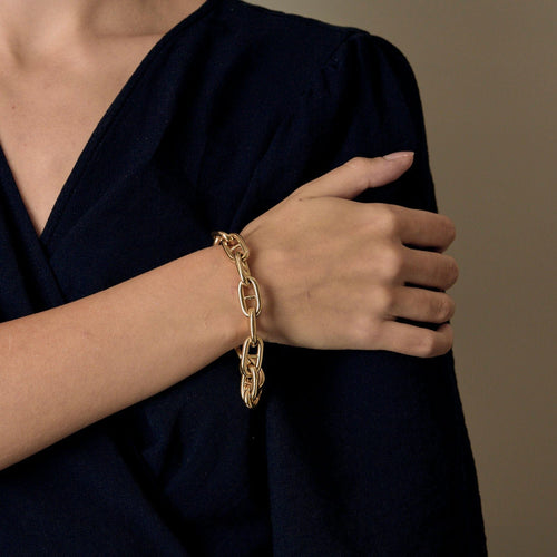 Bracelet en or jaune à maille chaîne d'ancre