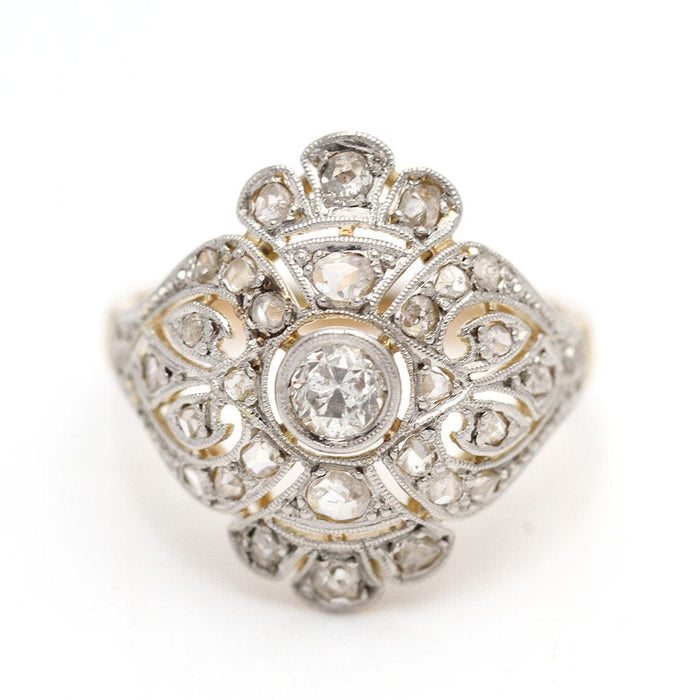 Bague 53.5 Bague en or style vintage avec diamants 58 Facettes E361582