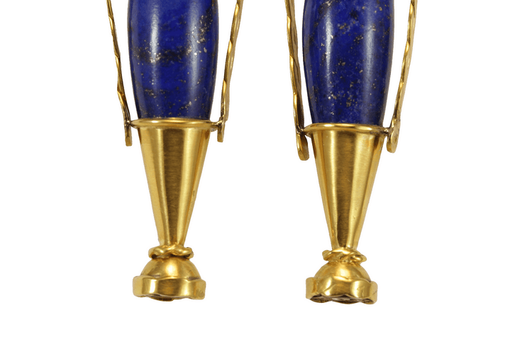 Boucles d'oreilles Boucles d'oreilles amphores antiques en or jaune et lapis-lazuli Castellani 58 Facettes 7684