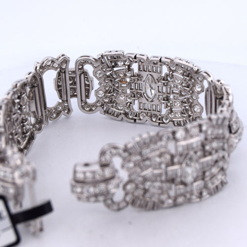 Bracelet Bracciale stile art déco en platine et diamants 58 Facettes