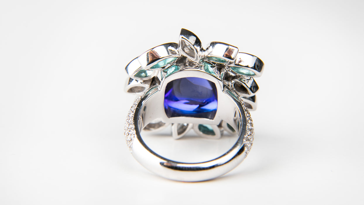 Bague Précieuse or blanc, tanzanite, tourmalines paraiba