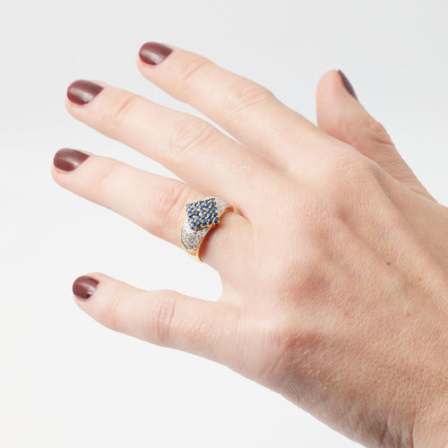 Bague pavée saphirs diamants