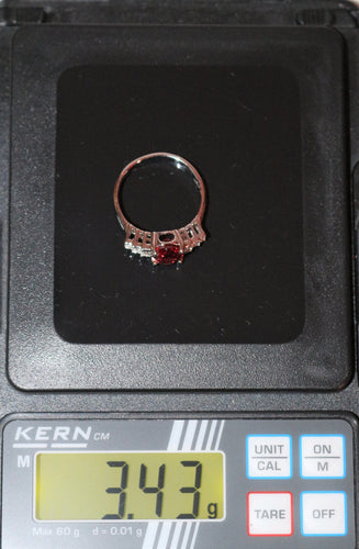 Bague Or Blanc Et Spinelle Naturel