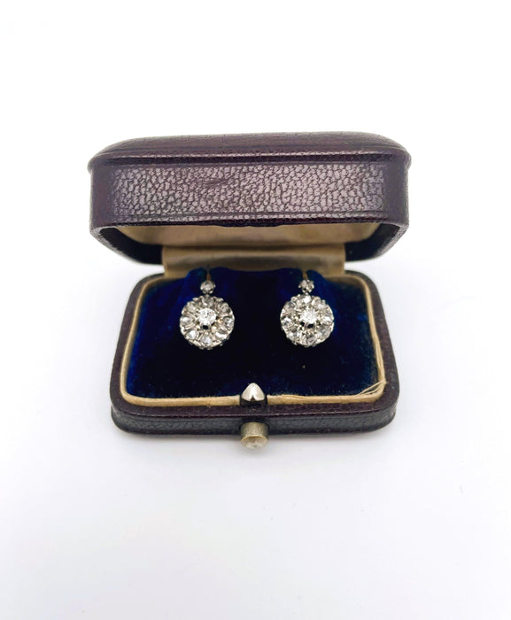 Boucles d'oreilles Boucles d'oreilles dormeuses marguerites or rose platine diamants 58 Facettes