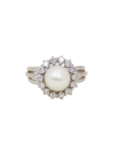 Bague marguerite or blanc perle diamants