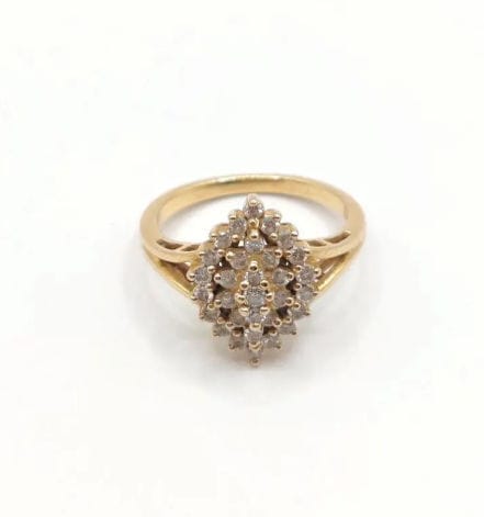 Bague 53 Bague Marquise Vintage en or jaune ornée de diamants 58 Facettes