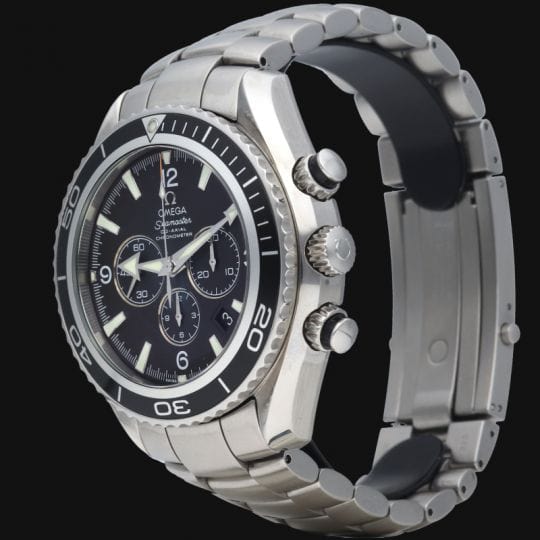 Montre Omega Montre Seamaster Planet Ocean Chronograph 58 Facettes MT41095