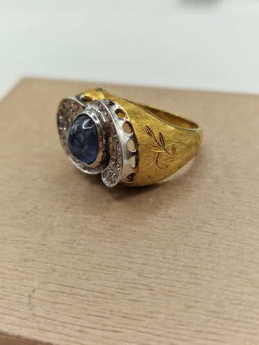 Bague 54 Bague cocktail vintage cabochon en or blanc et jaune, saphir et diamants 58 Facettes