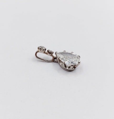 Pendentif Pendentif Art Déco Platine, diamant taille poire 0,95 carat 58 Facettes A06247