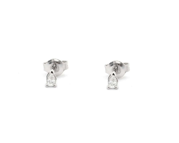 Boucles d'oreilles Boucles d'oreilles en or blanc avec diamants taille goutte 58 Facettes 13836
