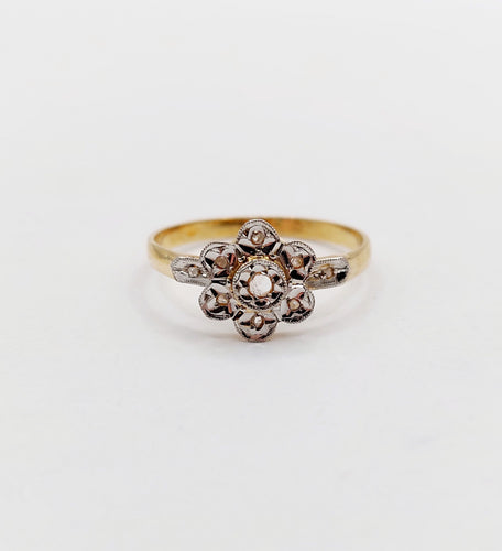 Bague 55 Bague marguerite antique en or 18k et diamants taille rose (circa 1900) 58 Facettes A06395