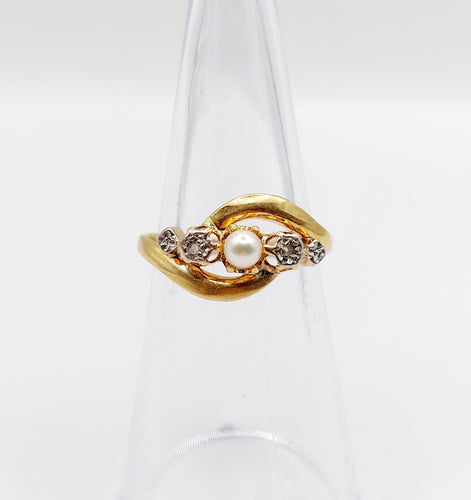 Bague 50.5 Bague or jaune, perle et diamants taille rose (circa 1900) 58 Facettes A06052