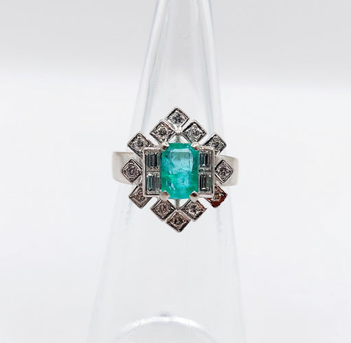 Bague 46.5 Bague vintage or blanc 14k émeraude et diamants 58 Facettes A05891
