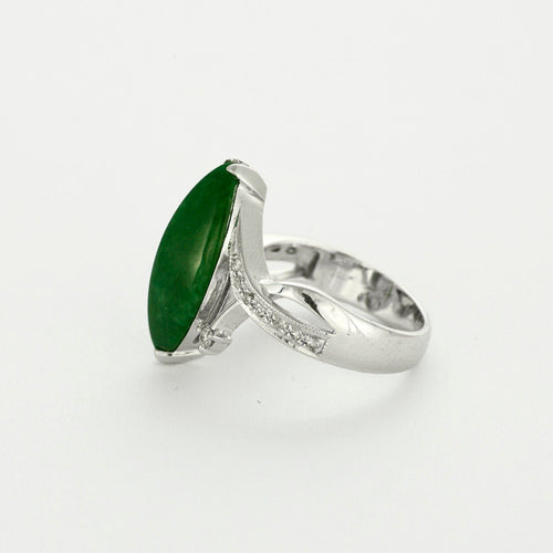 Bague 56 Bague Jade et Diamants 58 Facettes