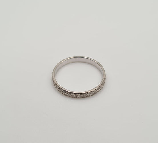 Bague 52 Alliance or blanc 18 carats 58 Facettes