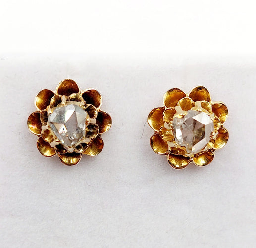 Puces d'oreilles antique or rose 18k fleurs et diamants taille roses (circa 1880 58 Facettes A06248