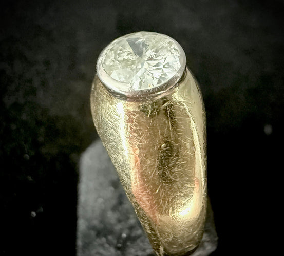 Bague 58 Bague Jonc sertie d'un diamant en or jaune 58 Facettes