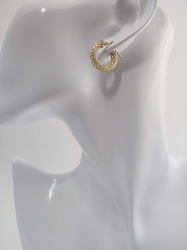 Créoles ajourées motifs treillis en or jaune 18k