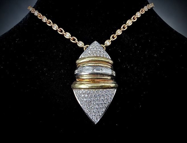 Pendentif Pendentif en or jaune serti de 4 carats de brillants 58 Facettes