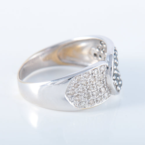 Bague 57 Bague pavée or blanc onyx et diamants 58 Facettes