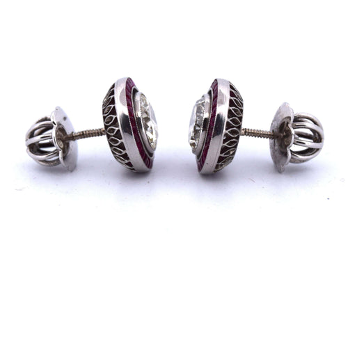 Boucles d'oreilles Boucles d'oreilles anciennes en or blanc, diamants et rubis 58 Facettes