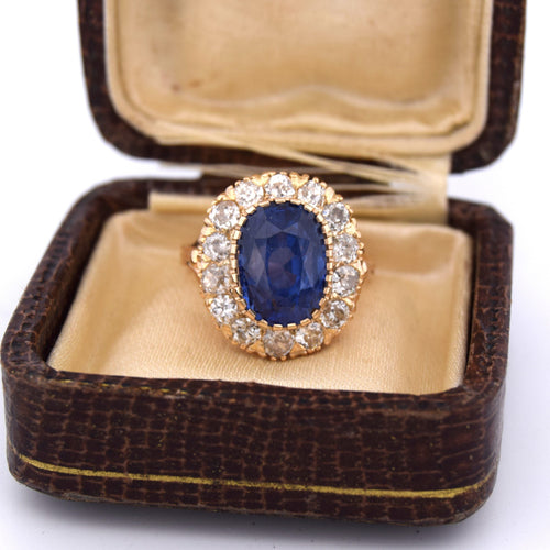 Bague 54 Bague ancienne en or jaune 18 carats avec saphir de 7,70 carats et diamants 58 Facettes AN504